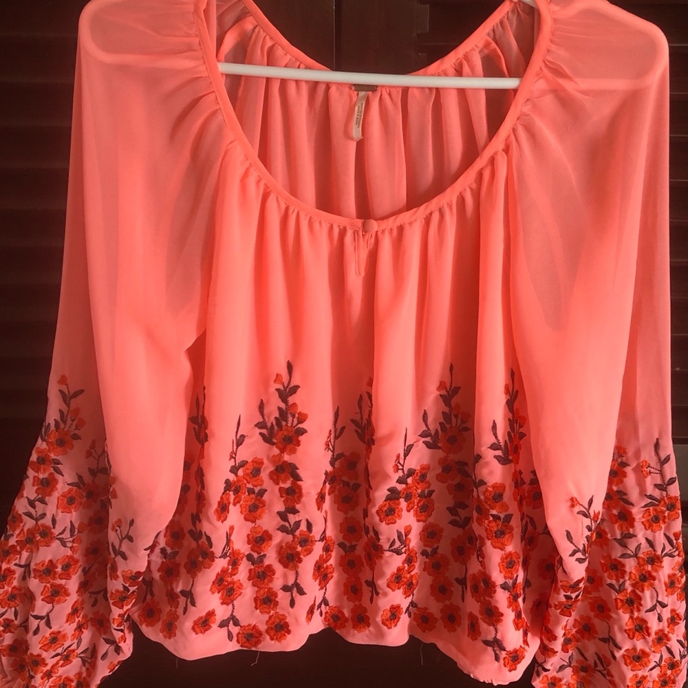 Free people Top with embroidery